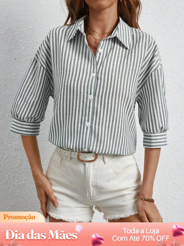 Blusa Social Listrada Manga 3/4 com Botões Blusa Social Listrada Manga 3/4 com Botões