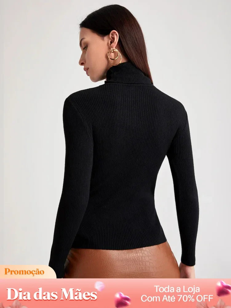Blusa Social Canelada com Gola Alta e Manga Longa Blusa Social Canelada com Gola Alta e Manga Longa
