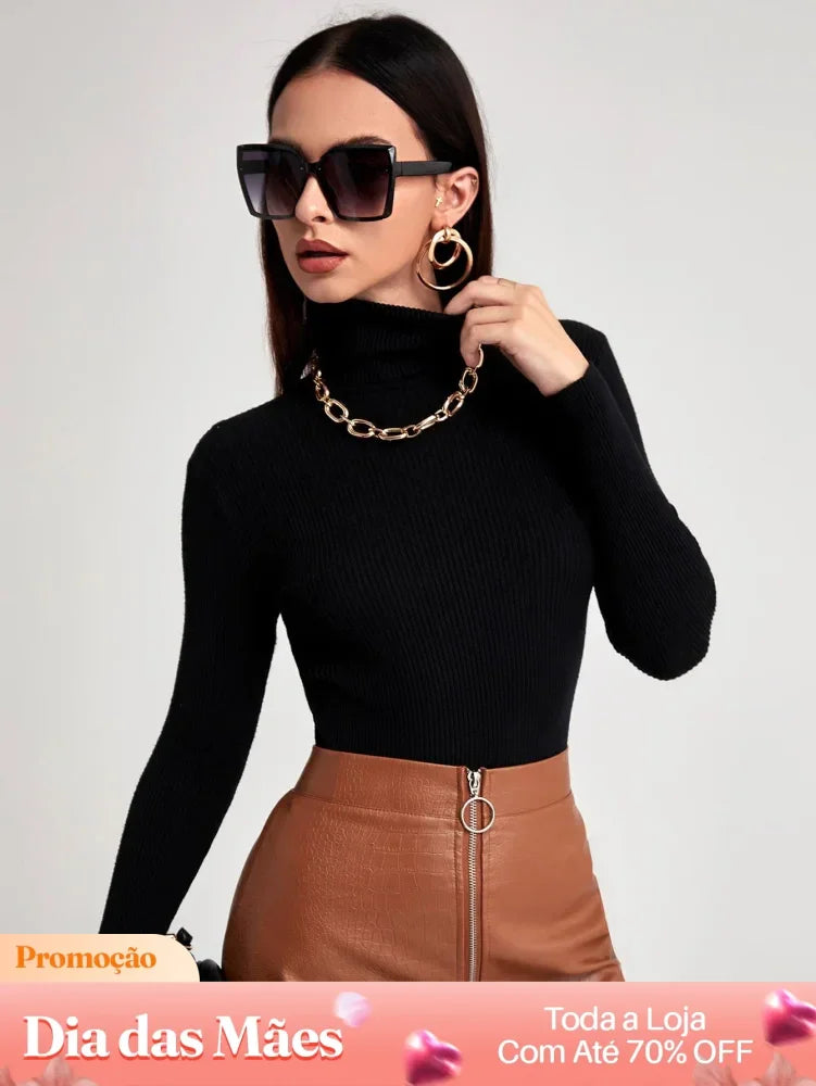 Blusa Social Canelada com Gola Alta e Manga Longa P Blusa Social Canelada com Gola Alta e Manga Longa